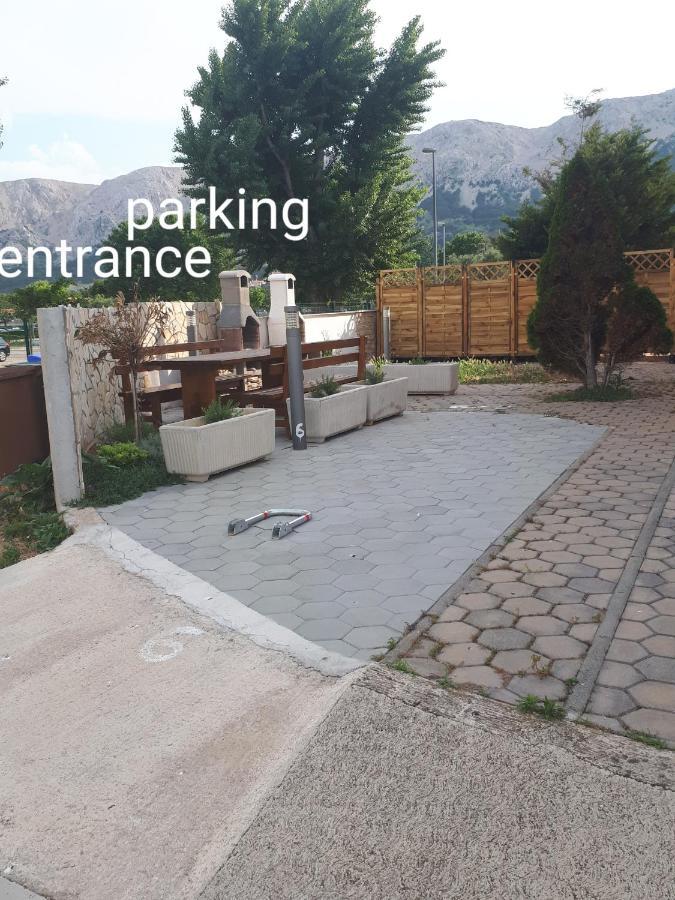 Beautiful Apartment Lovorka 6 , Baska, Krk エクステリア 写真