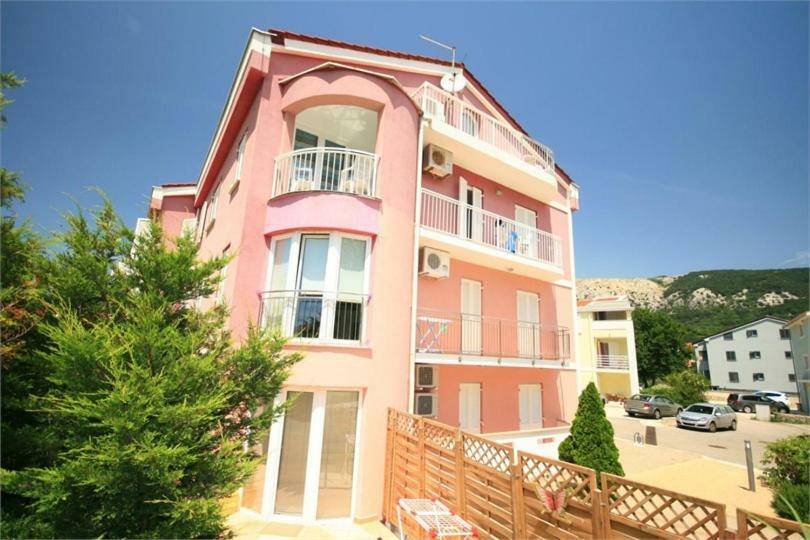 Beautiful Apartment Lovorka 6 , Baska, Krk エクステリア 写真